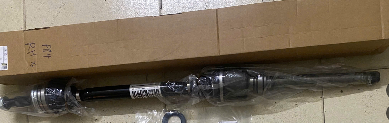 YL00335780	LÁP PHẢI 4008 5008 PEUGEOT