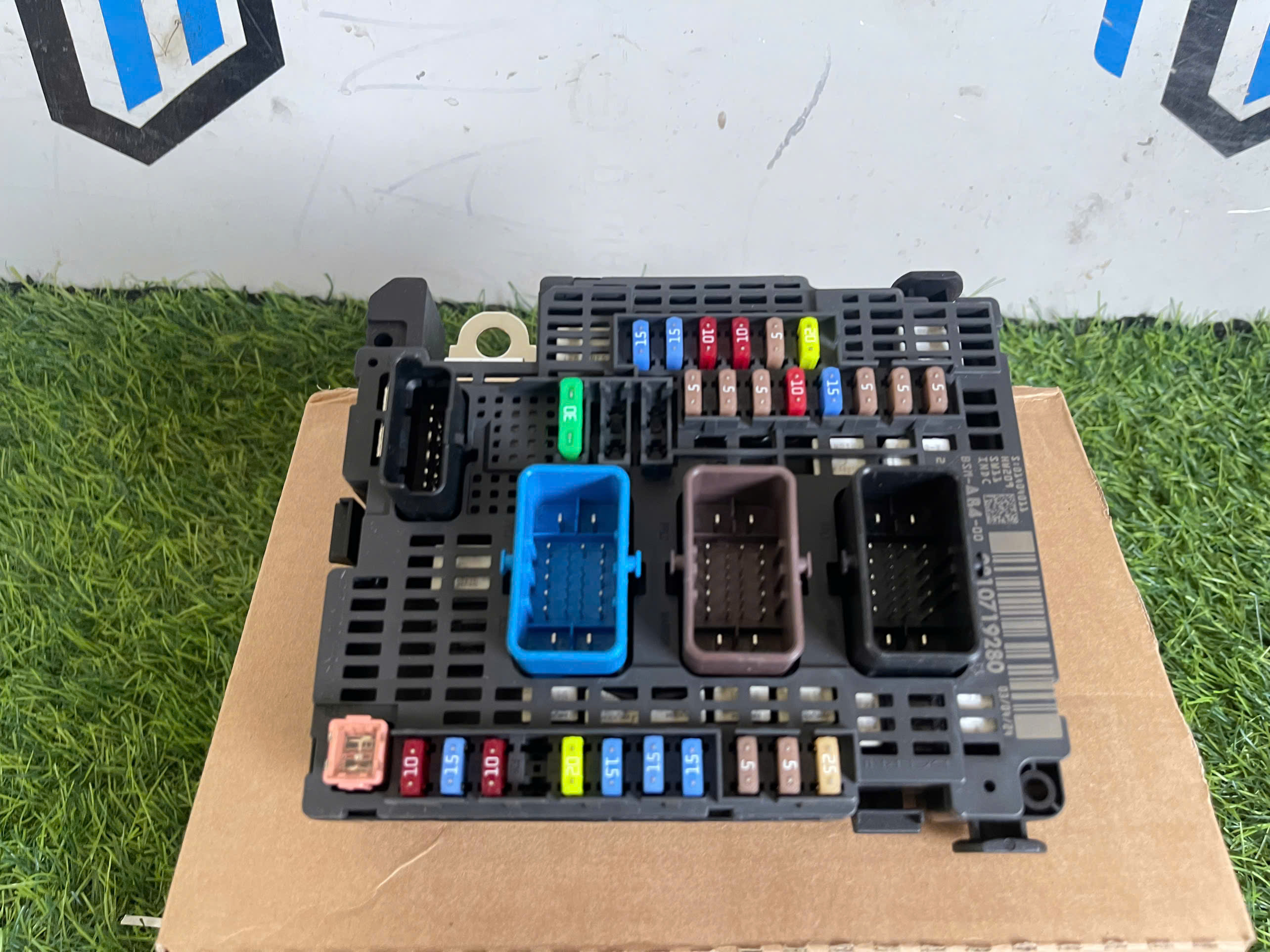 https://www.mhparts.com.vn/z5968696446792_528ade4d781c0c7ebb634806365f3f8b