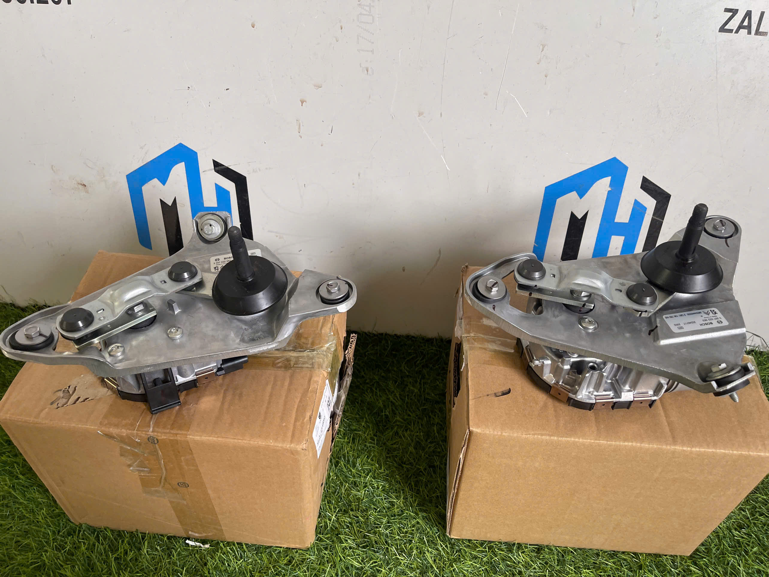 MÔ TƠ GẠT MƯA LH 508 9816172780