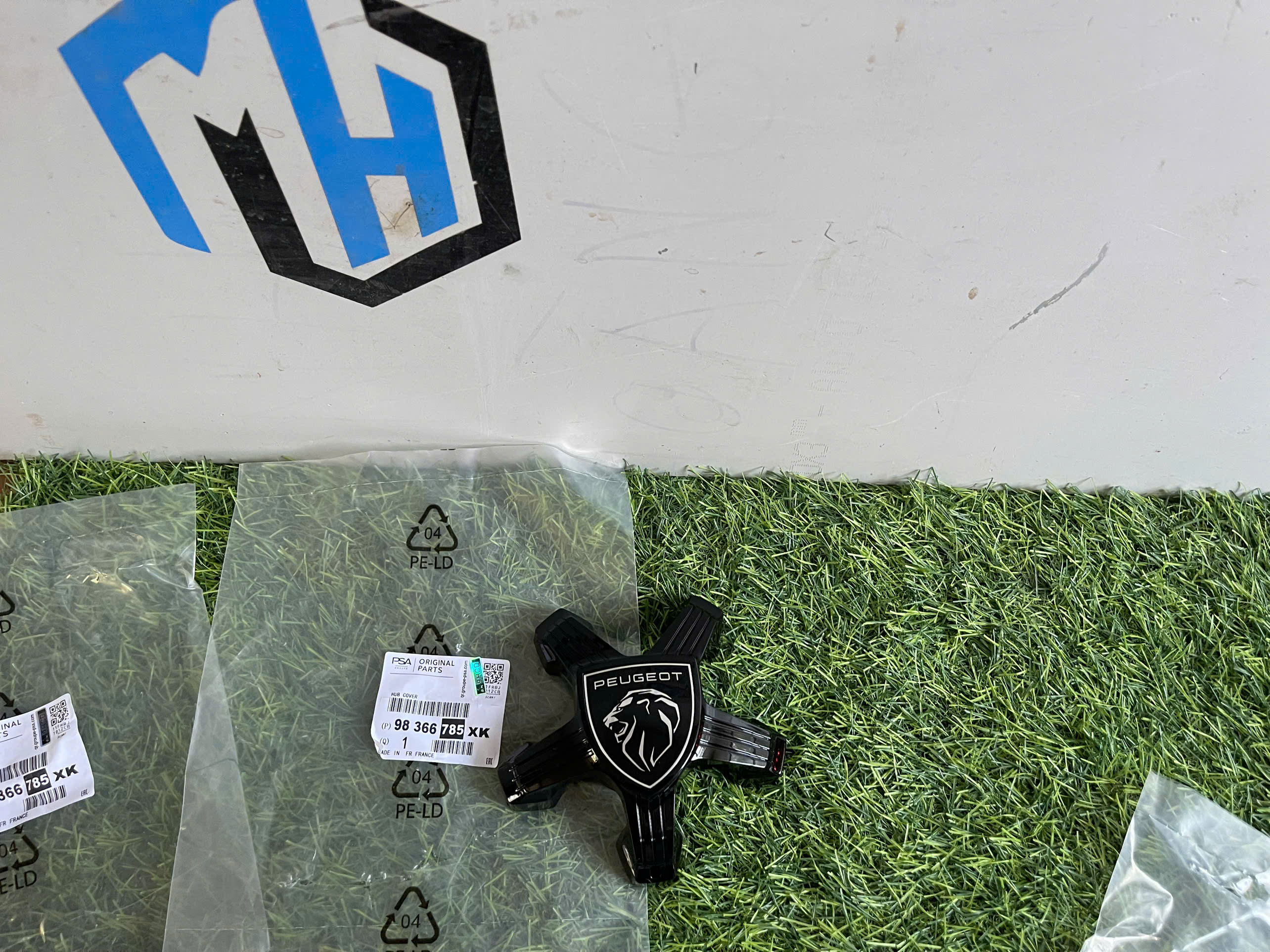 https://www.mhparts.com.vn/z6048038978216_7afef01abdbfff53d8cebf5edc08b89a
