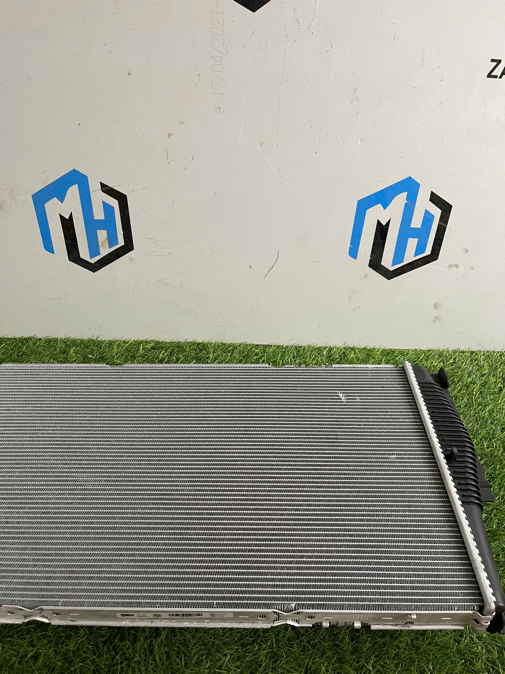 https://www.mhparts.com.vn/z6061664210430_e7f81826e32020fd0e5f42a47c74cd04