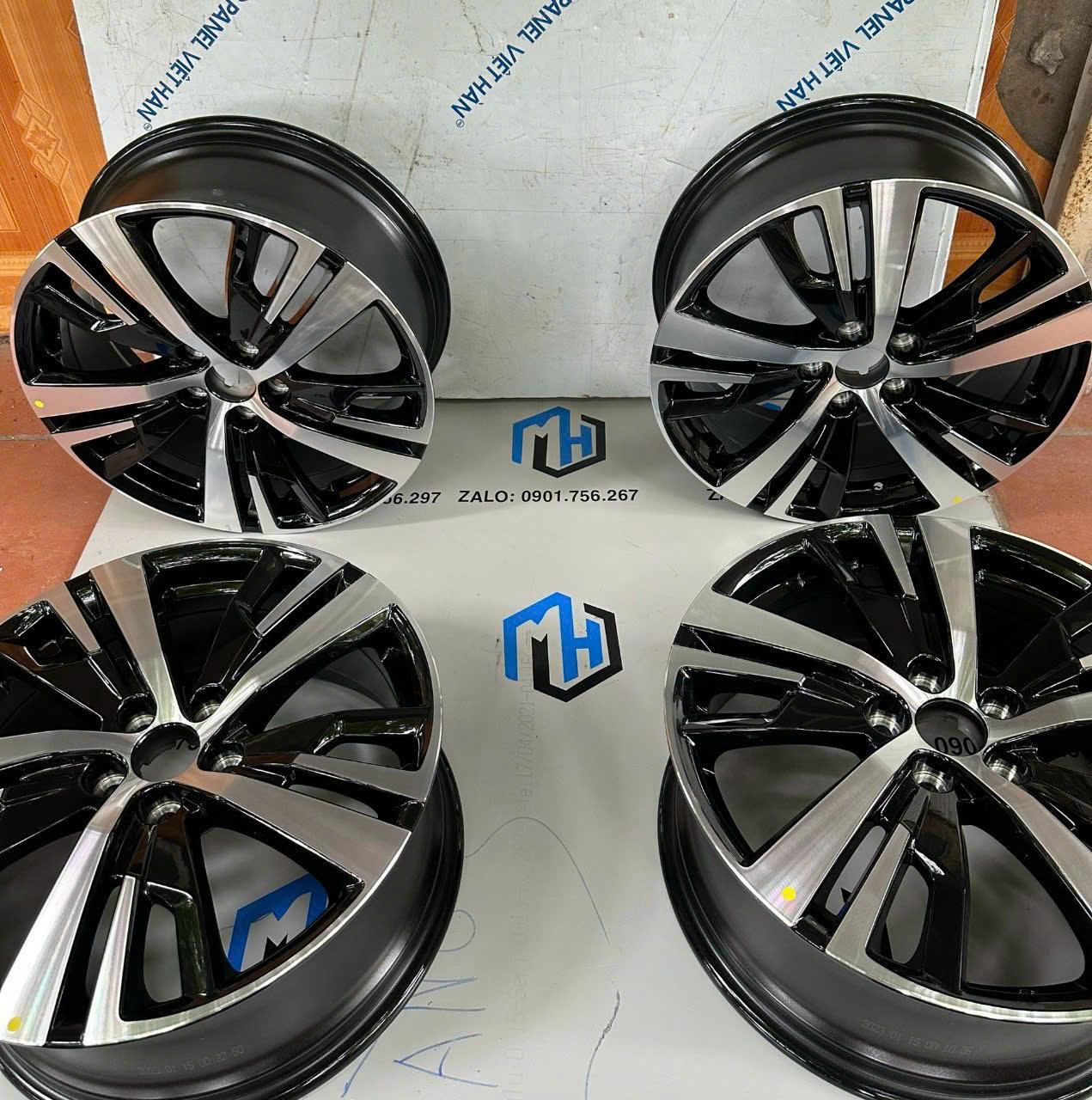 LA ZANG 5008/2019 YL 005 626 ZR