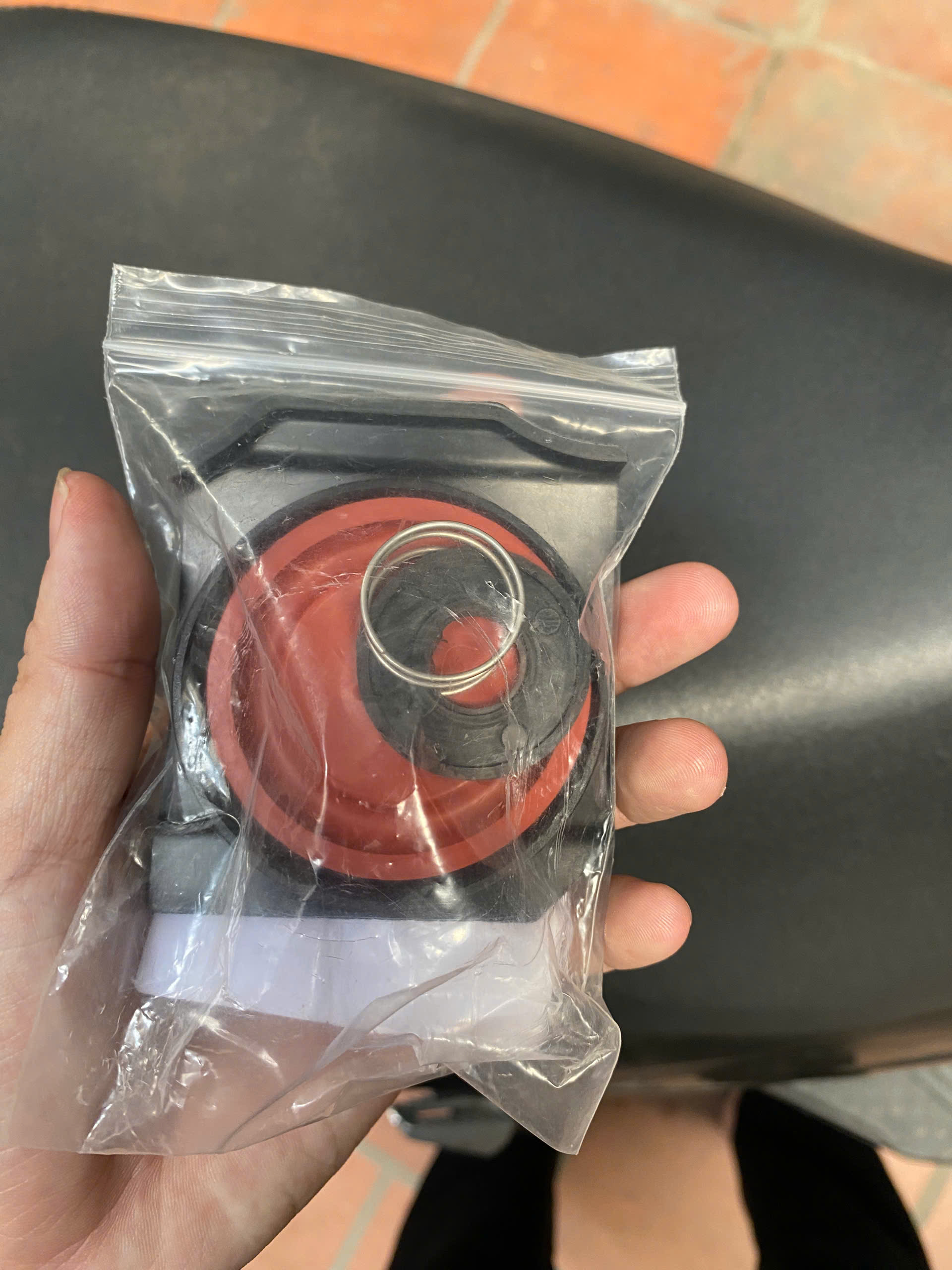 https://www.mhparts.com.vn/z6099130497057_769aaf1f4acc0f345634a7f63fe50a85