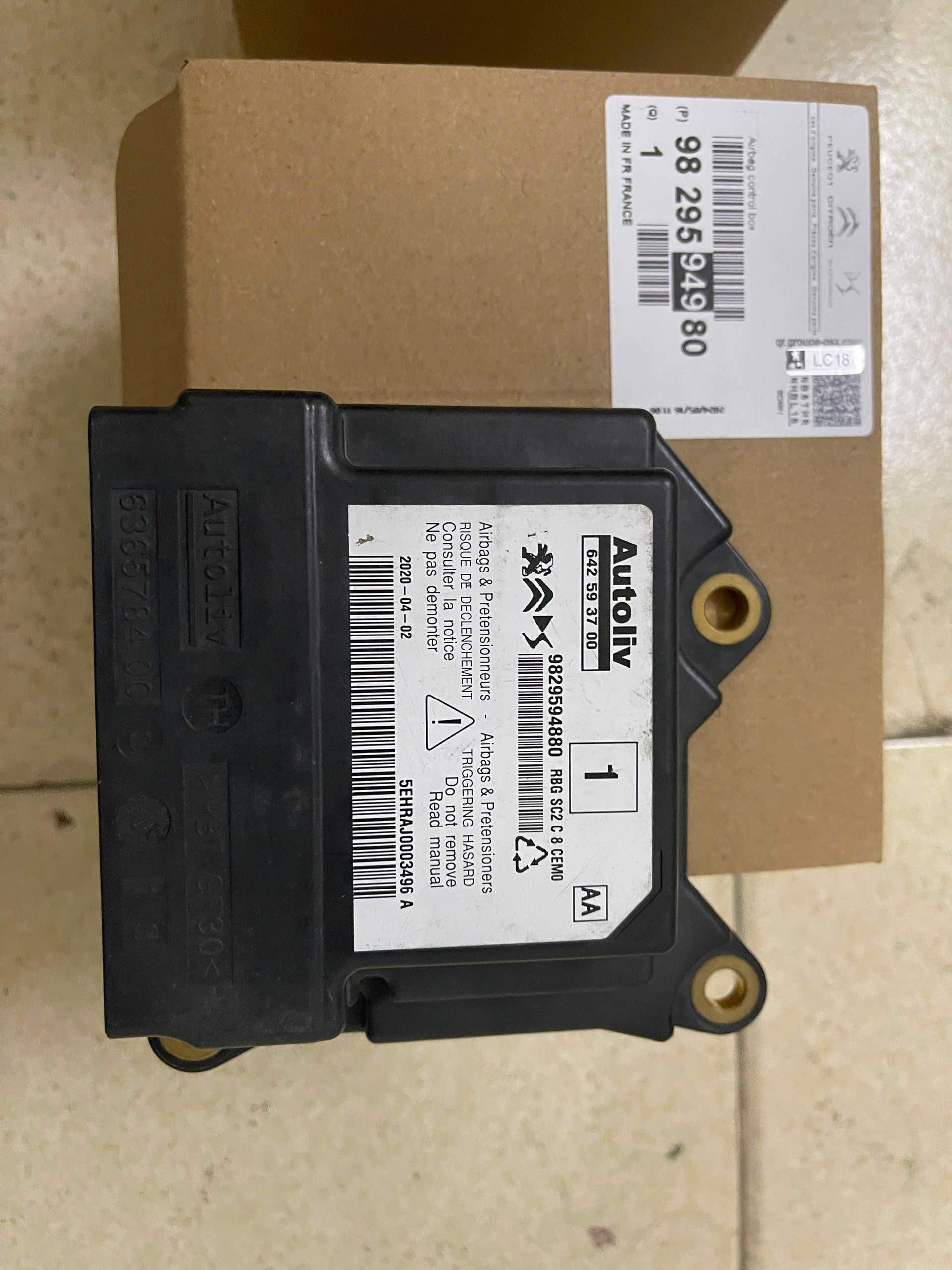 HỘP ĐIỀU KHIỂN TÚI KHÍ PEUGEOT 2008 XỊN CHÍNH HÃNG