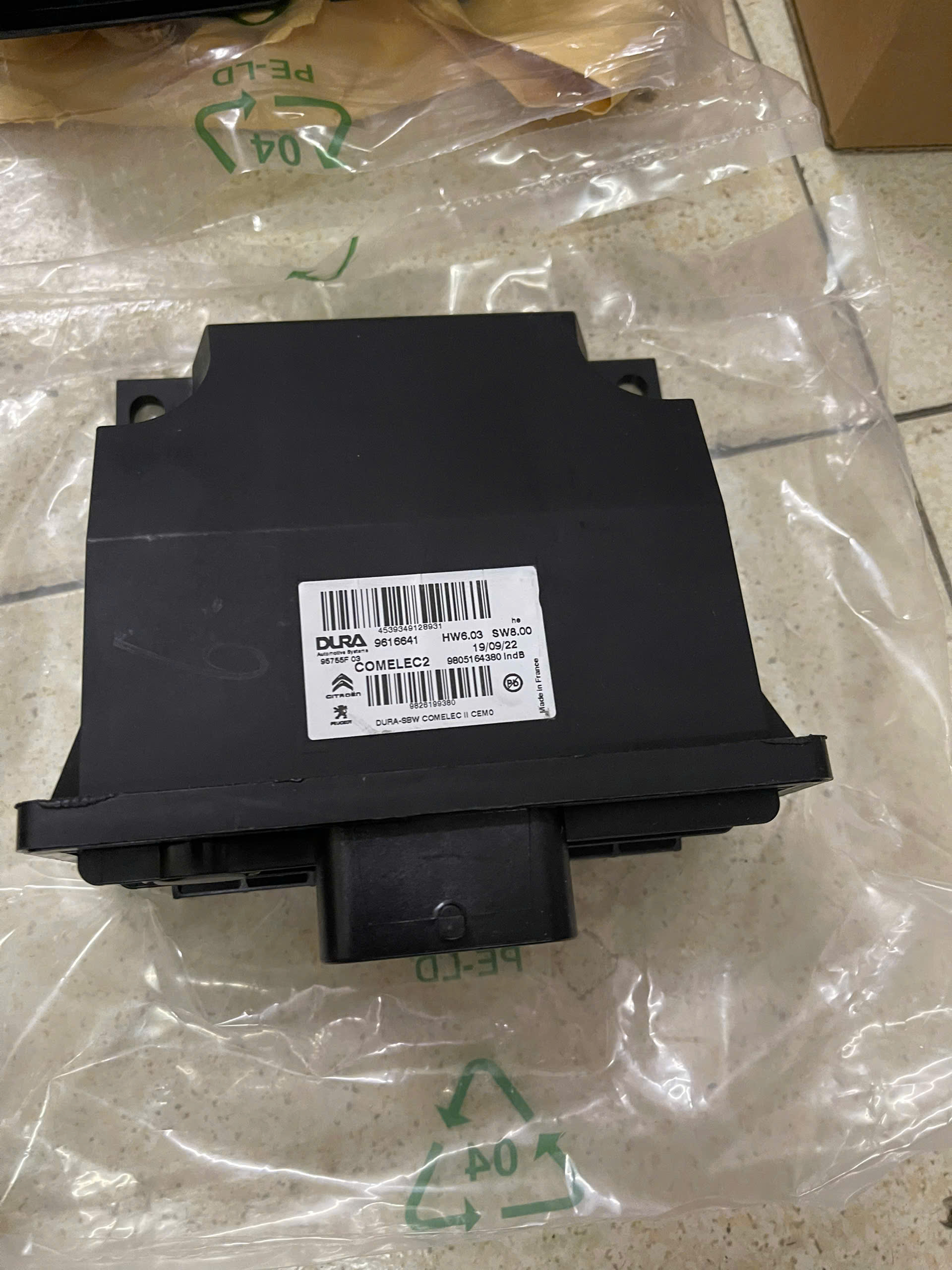 9826199380 	HỘP ĐK HỘP SỐ COMPELEC P84/P87 ĐÃ CÀI NEW